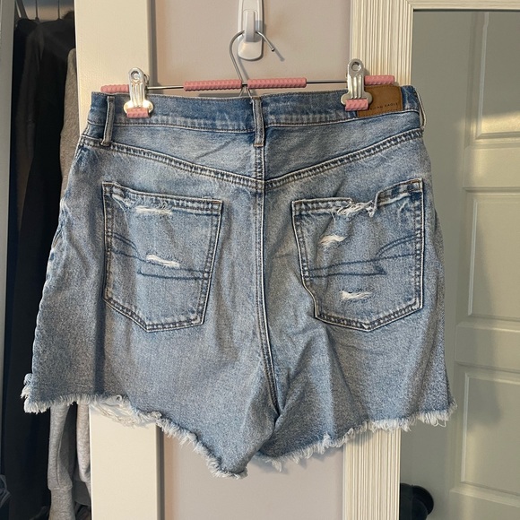 American eagle highest rise 90’s boyfriend short - Picture 3 of 5